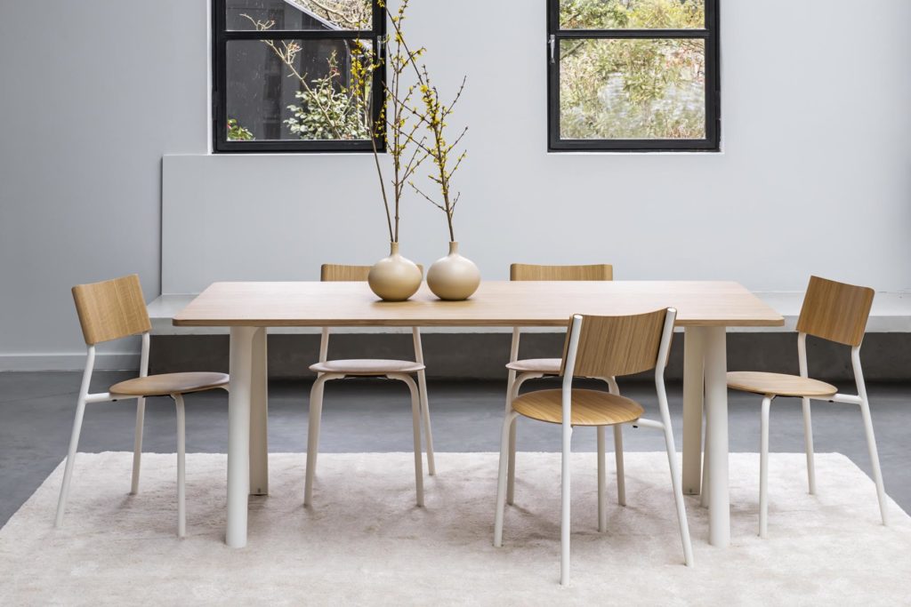 Table-NEW-MODERN-chêne-blanc-nuage_web