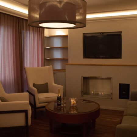 Ro_08_Home_Staging_Interior_Design_Farrow_Ball_Designers_Guild_Trier_Luxembourg_Exklusiv_Wand_Farbe_Tapete_vanHenry_Interiors_Colours